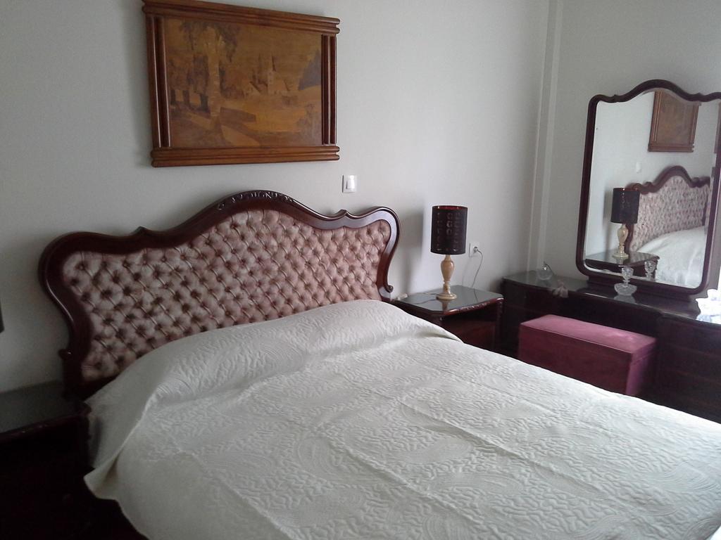 Apartment Near The Beach Атина Екстериор снимка