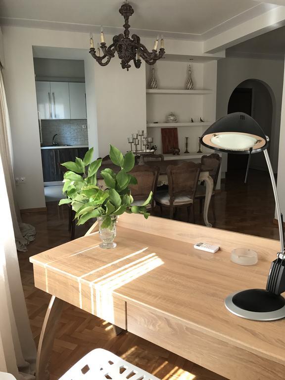 Apartment Near The Beach Атина Екстериор снимка